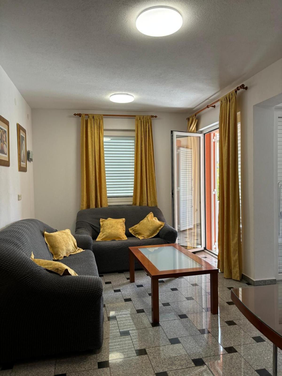 Apartments Sulekic Светі Филип-і-Яков Екстер'єр фото