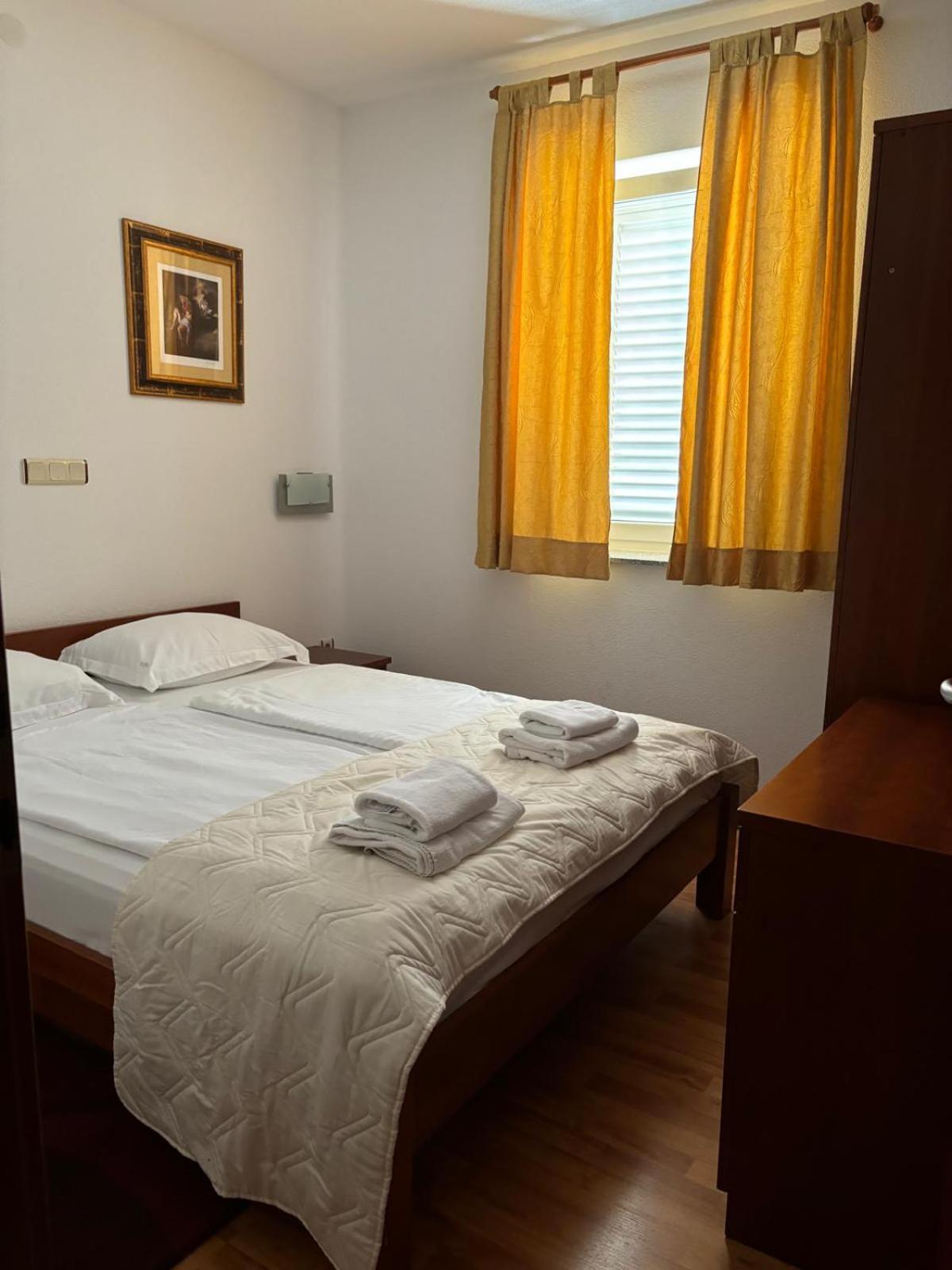 Apartments Sulekic Светі Филип-і-Яков Екстер'єр фото